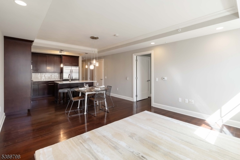 40 Park Place - Residential