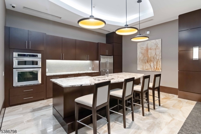 40 Park Place - Residential