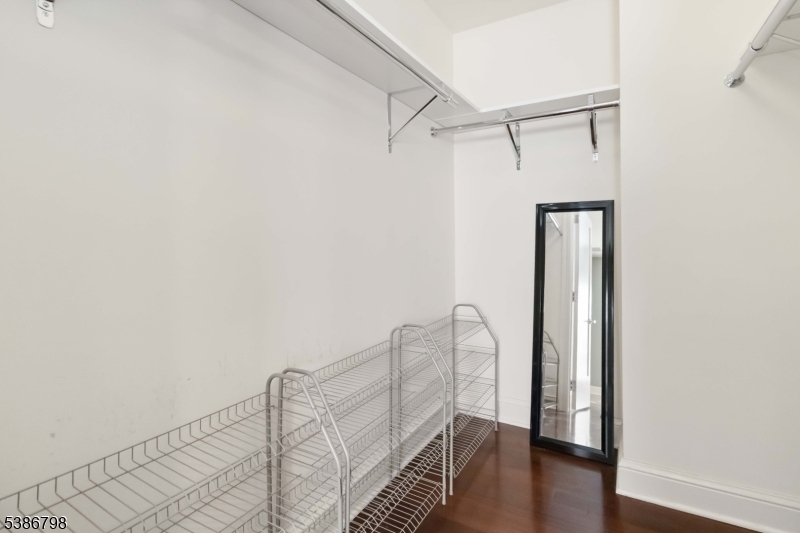 40 Park Place - Residential