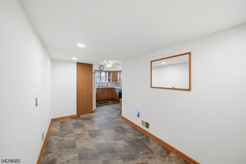 SUNNY HILL - Residential