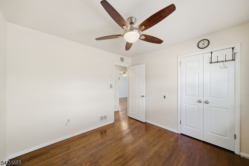 SUNNY HILL - Residential