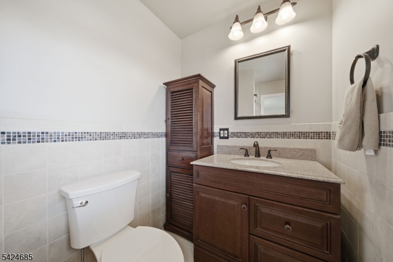 SUNNY HILL - Residential