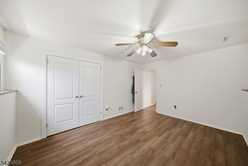 SUNNY HILL - Residential