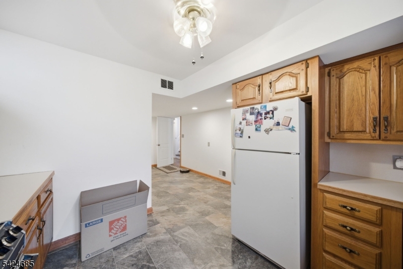 SUNNY HILL - Residential