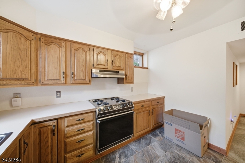 SUNNY HILL - Residential