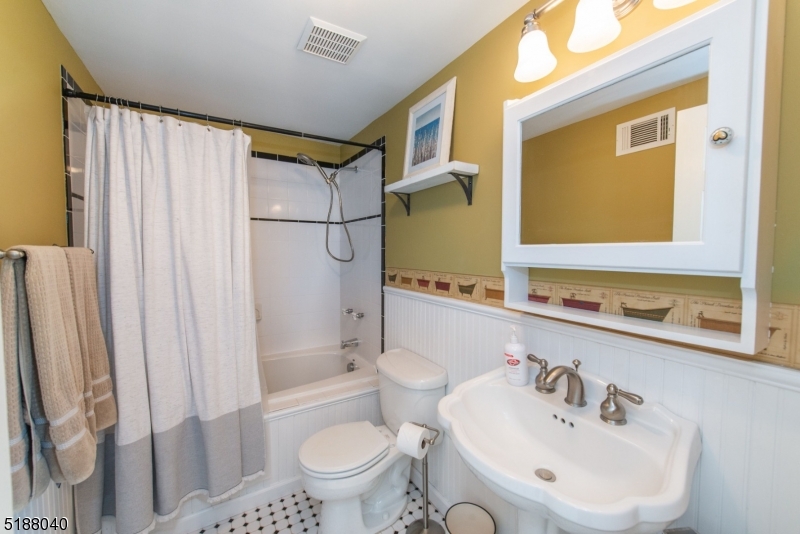 Cokesbury - Residential Lease