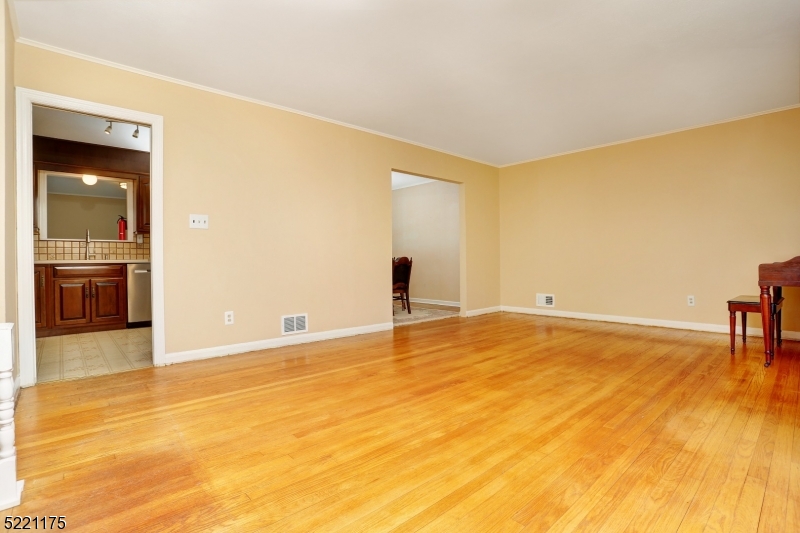 Lake Intervale - Residential