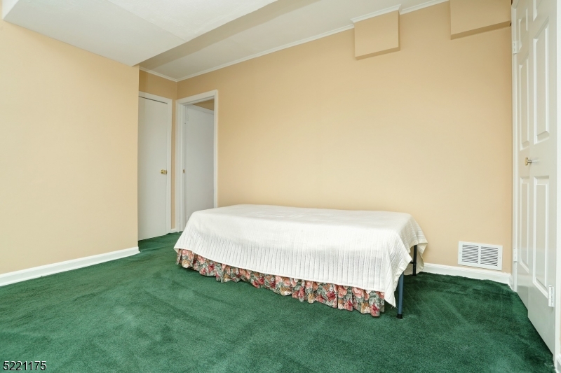 Lake Intervale - Residential