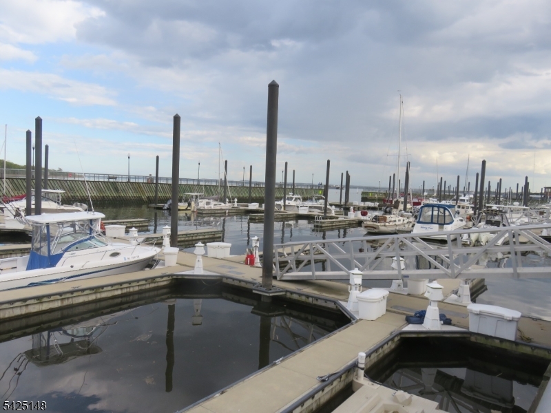 WaterFront - Residential