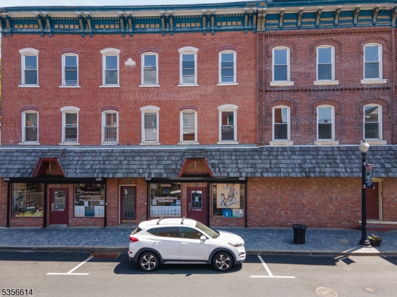 Main St. - Residential Lease