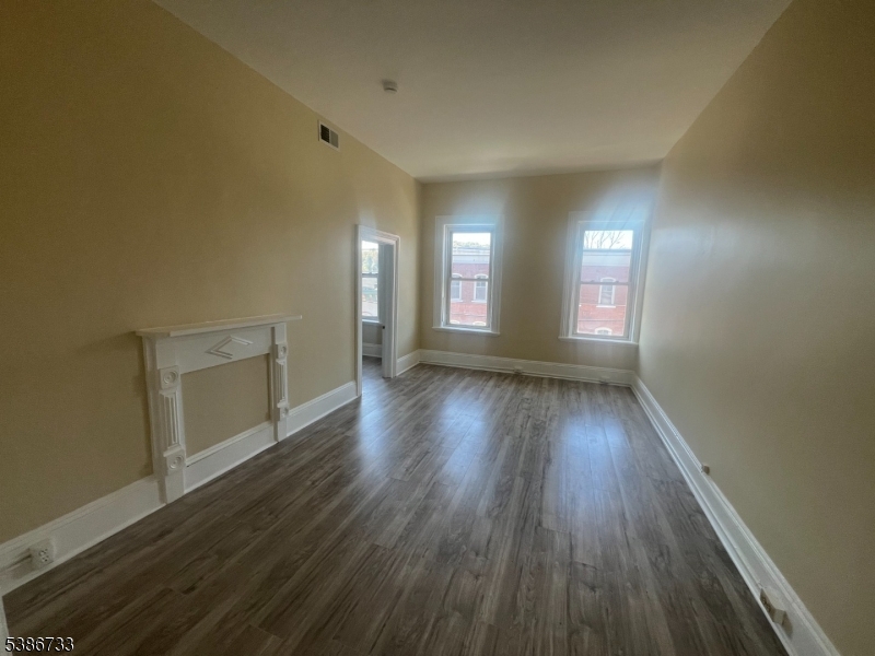 Main St. - Residential Lease