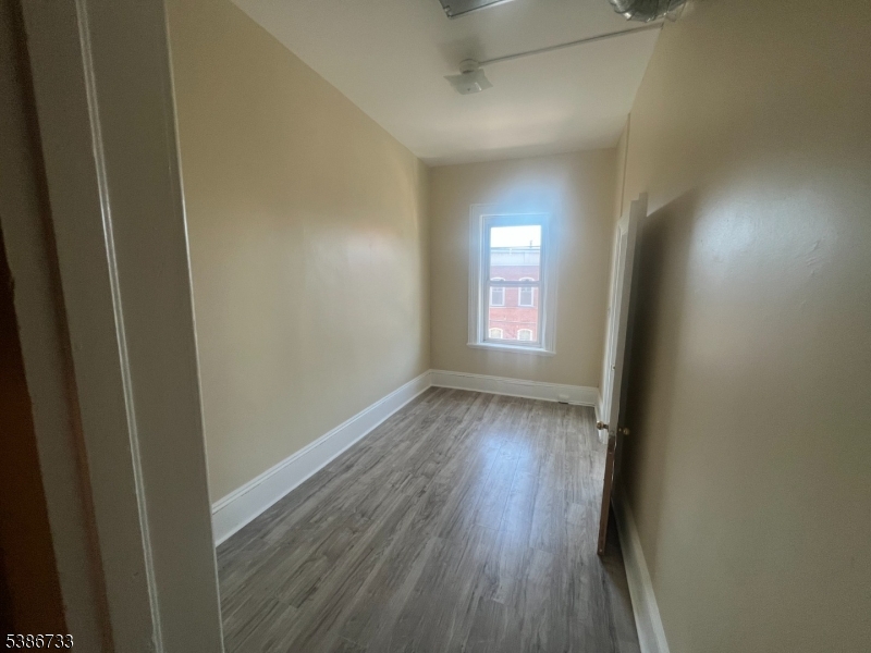 Main St. - Residential Lease