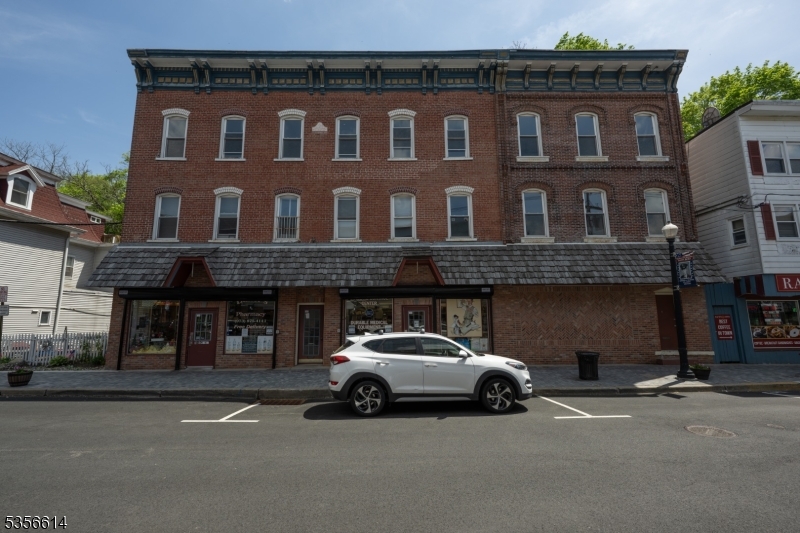 Main St. - Residential Lease