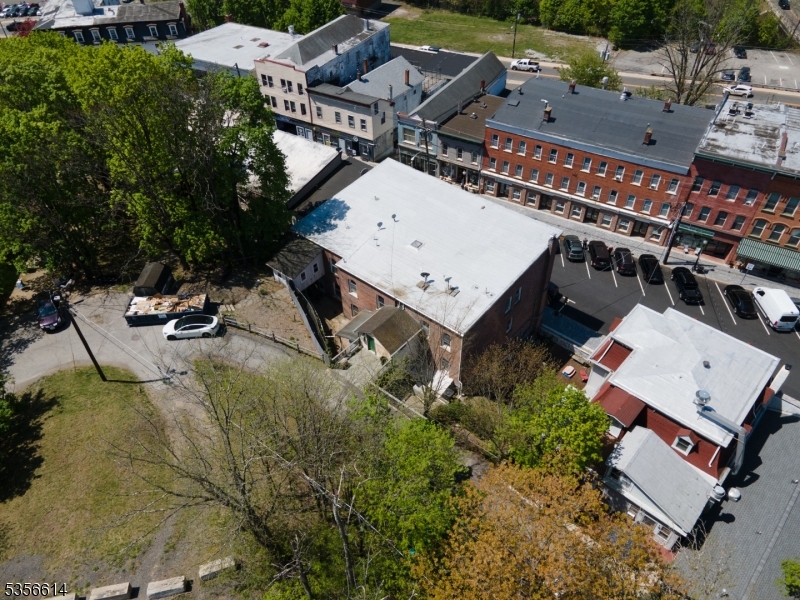 Main St. - Residential Lease