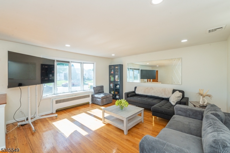 Delawanna - Residential Lease