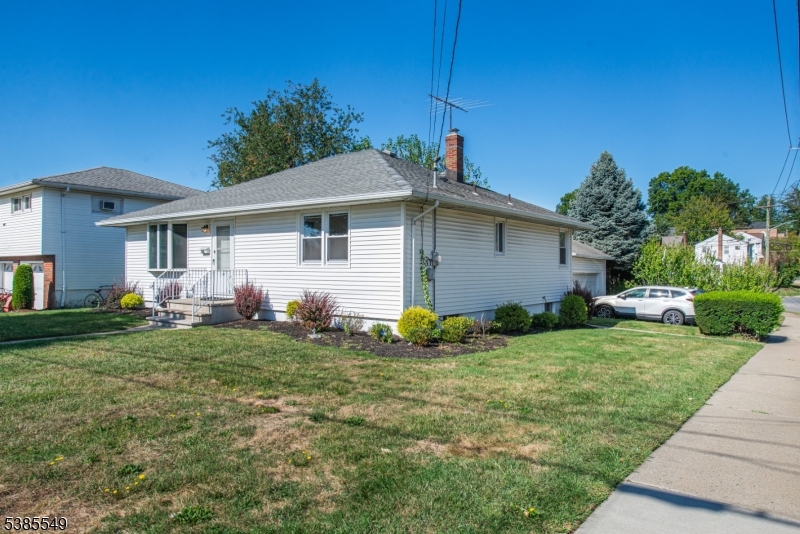 Delawanna - Residential Lease