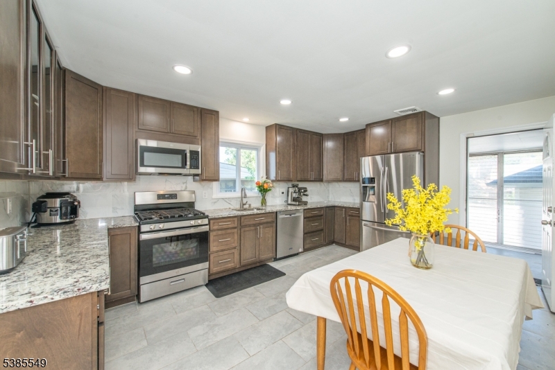 Delawanna - Residential Lease