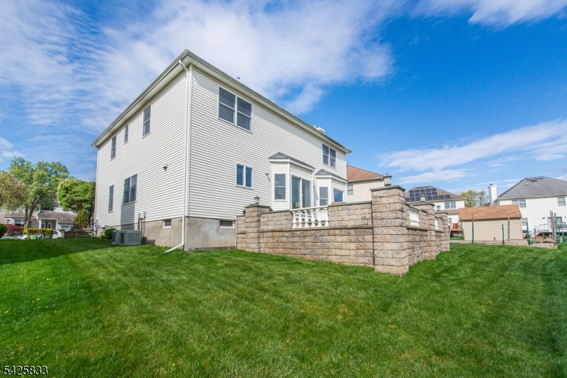 The Preserve at Mazdabrook - Residential