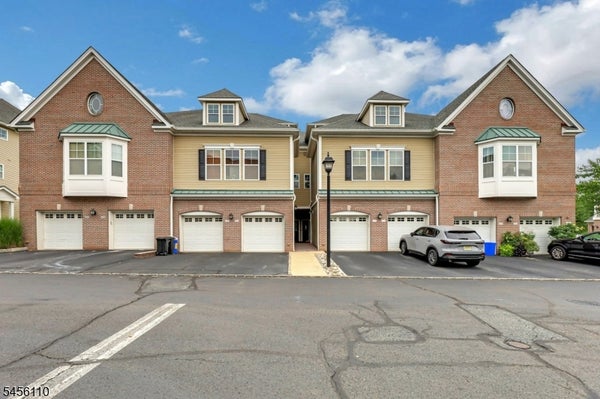 906 RIVER PL, BUTLER, NJ 07405 - Image e6f447dc12aa93c7b44a5e6fcd560cdd/3740986344
