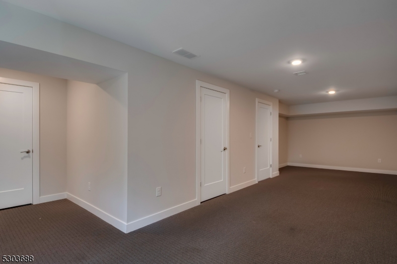 Woodfield Estates - Residential Lease