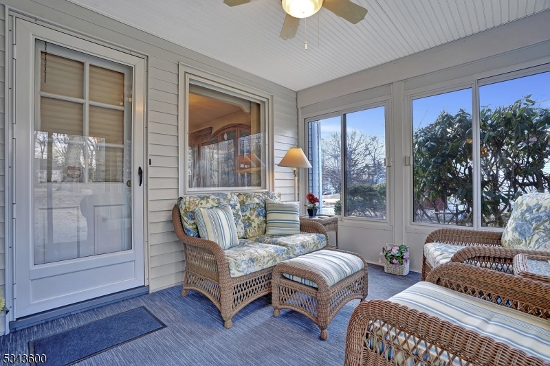 Parsippany-Troy Hills Twp., New Jersey 07950, United States, 3 Bedrooms Bedrooms, ,2 BathroomsBathrooms,Residential,Coming Soon,99409