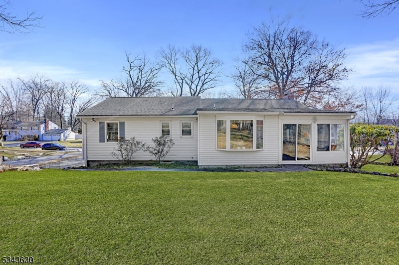 Parsippany-Troy Hills Twp., New Jersey 07950, United States, 3 Bedrooms Bedrooms, ,2 BathroomsBathrooms,Residential,Coming Soon,99409