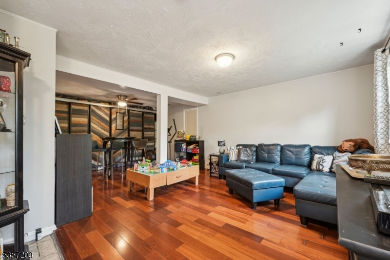 11 Beech Ct