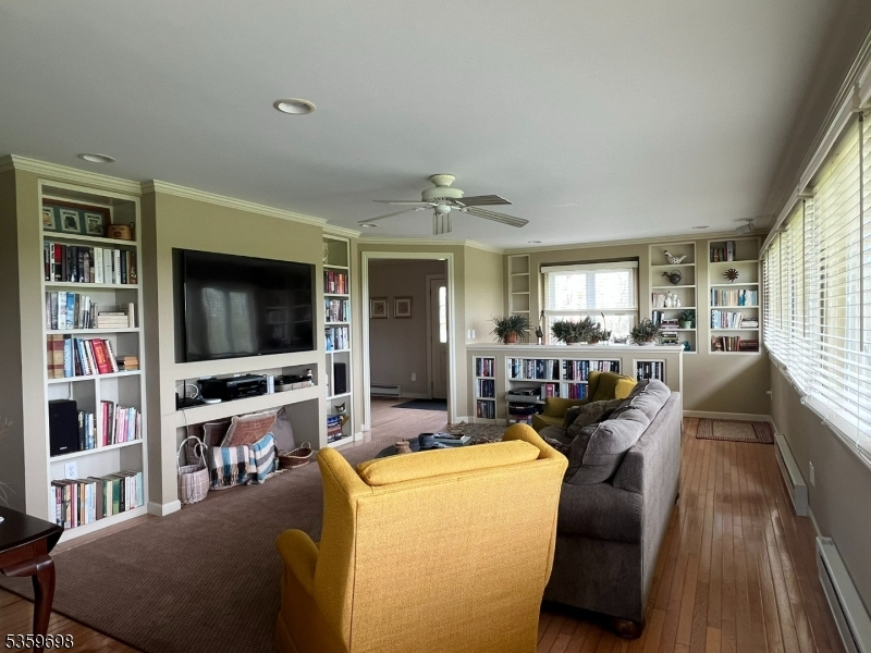 Wantage Twp., New Jersey 07461, United States, 3 Bedrooms Bedrooms, ,3 BathroomsBathrooms,Residential,Active,137394