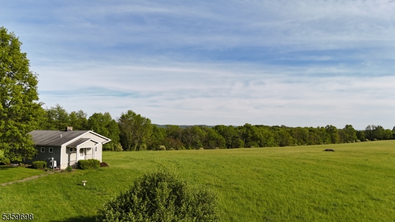 Wantage Twp., New Jersey 07461, United States, 3 Bedrooms Bedrooms, ,3 BathroomsBathrooms,Residential,Active,137394
