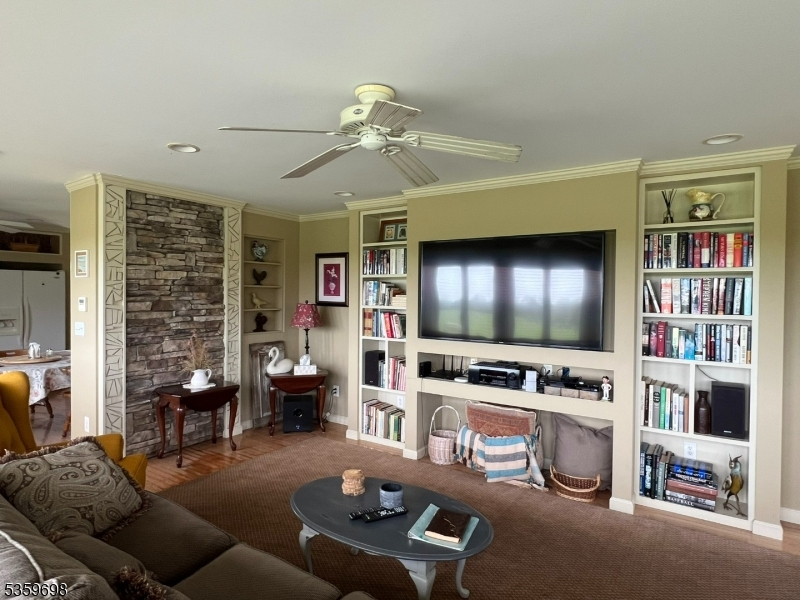 Wantage Twp., New Jersey 07461, United States, 3 Bedrooms Bedrooms, ,3 BathroomsBathrooms,Residential,Active,137394