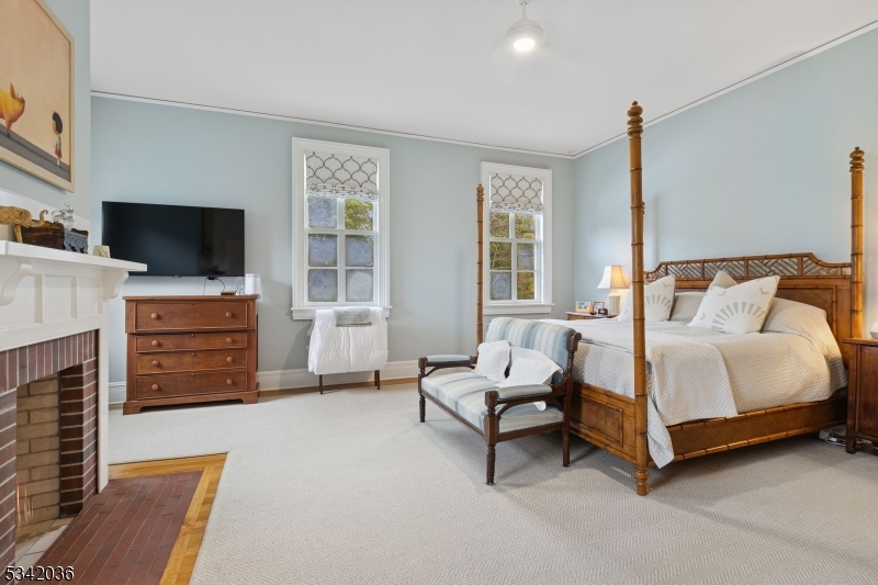 Convent - Residential