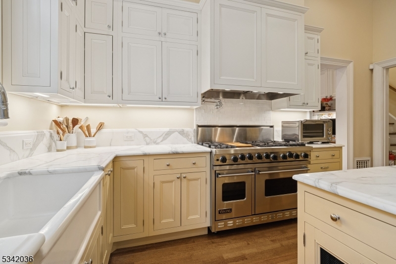 Convent - Residential