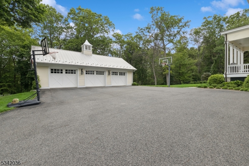 Convent - Residential