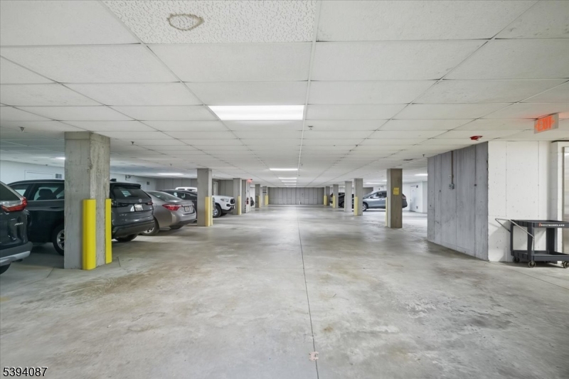 Horizons At Ridgeview - Residential