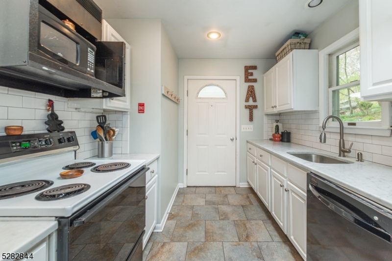 Cedar Lake - Residential Lease