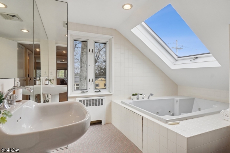 Hartshorn - Residential