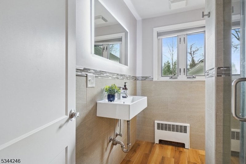 Hartshorn - Residential