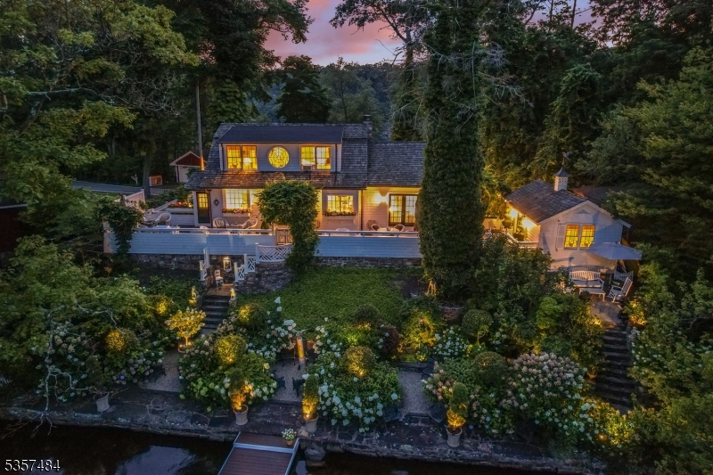 167 Lake End Rd