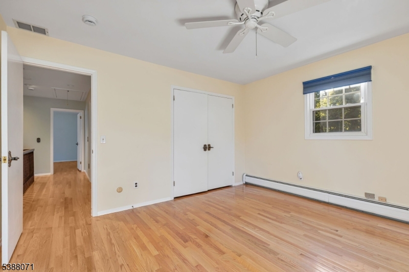 Berkeley Heights Twp., New Jersey 07922, United States, 4 Bedrooms Bedrooms, ,3 BathroomsBathrooms,Residential,Active,220502