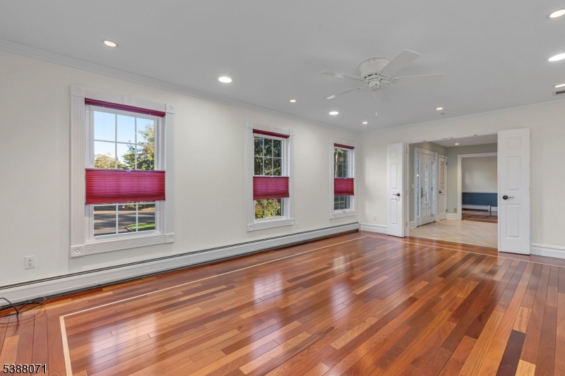 Berkeley Heights Twp., New Jersey 07922, United States, 4 Bedrooms Bedrooms, ,3 BathroomsBathrooms,Residential,Active,220502