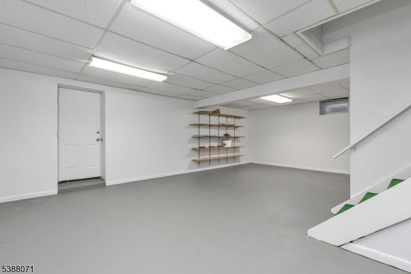 Berkeley Heights Twp., New Jersey 07922, United States, 4 Bedrooms Bedrooms, ,3 BathroomsBathrooms,Residential,Active,220502