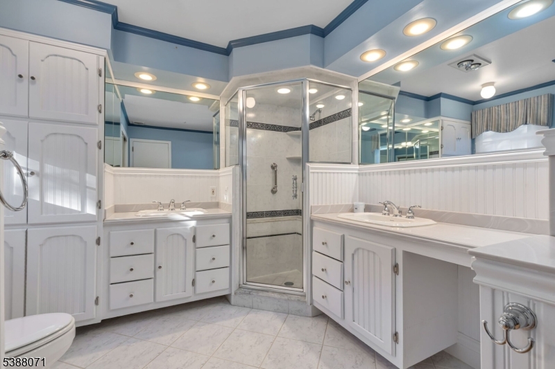 Berkeley Heights Twp., New Jersey 07922, United States, 4 Bedrooms Bedrooms, ,3 BathroomsBathrooms,Residential,Active,220502