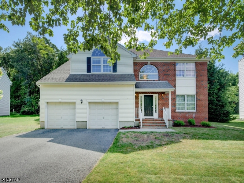 POETS PEAK - Residential