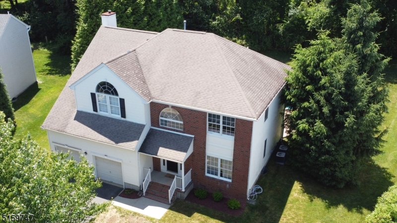 POETS PEAK - Residential