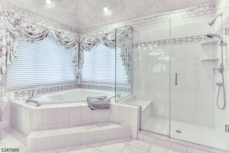 Beacon Manor - Residential