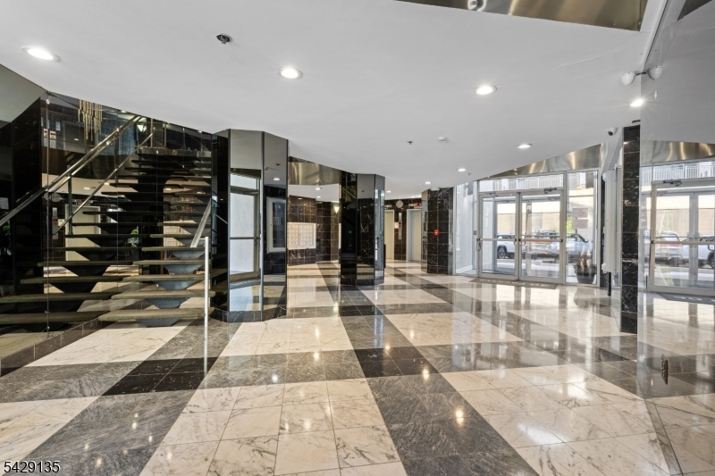 Crows Nest - Residential