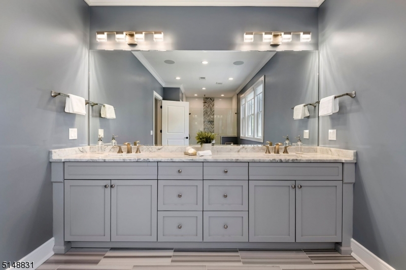 Riker Hill - Residential