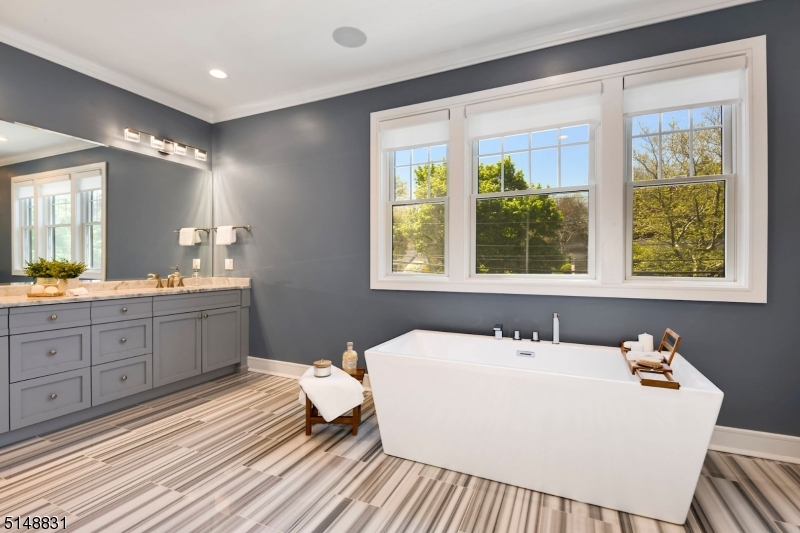 Riker Hill - Residential