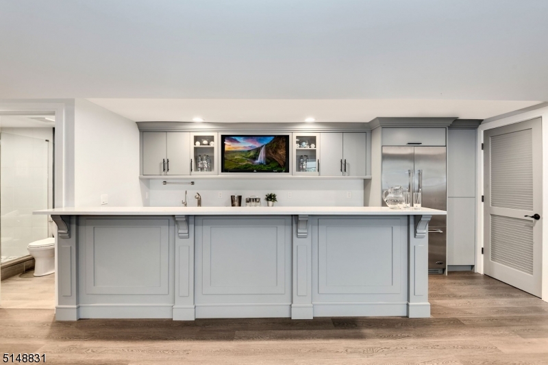 Riker Hill - Residential