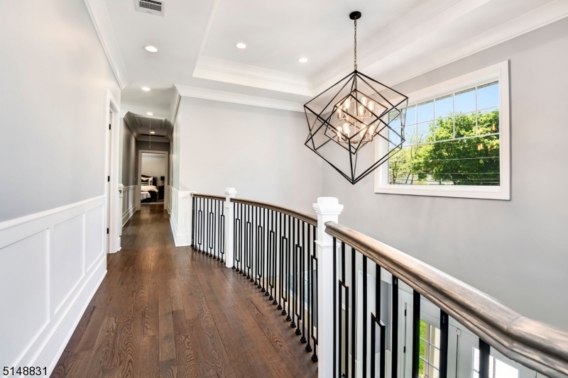 Riker Hill - Residential